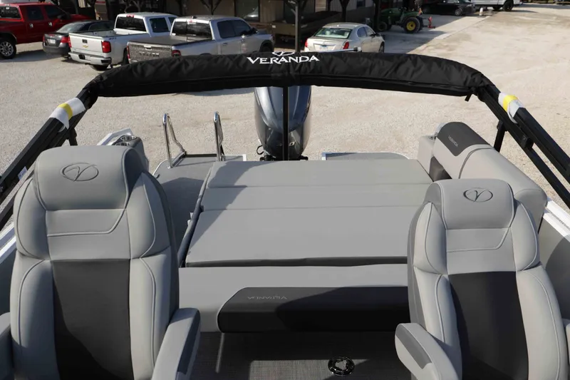 Slide: The Image of Veranda vr235vl Swingback 2026 - 18