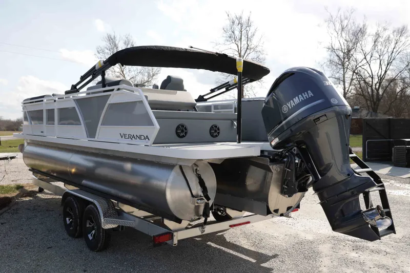 Slide: The Image of Veranda vr235vl Swingback 2026 - 4