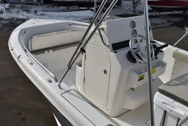 Slide: The Image of Key West Boats 189 FS 2026 - 10