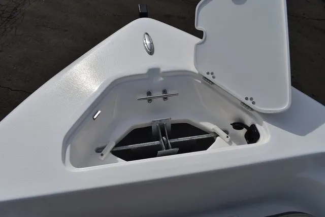 Slide: The Image of Key West Boats 189 FS 2026 - 26