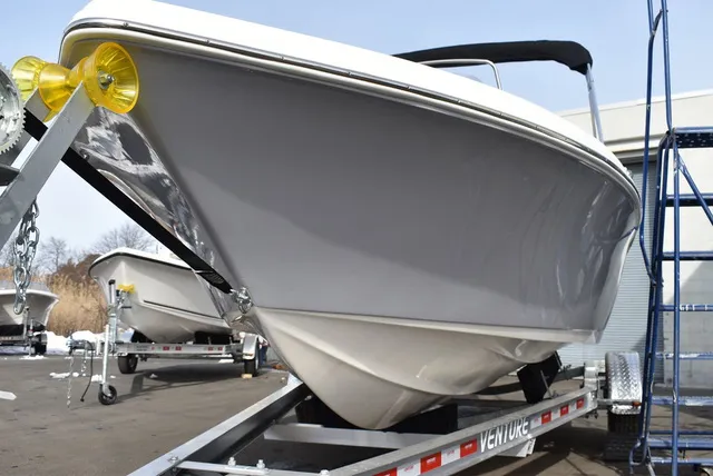 Slide: The Image of Key West Boats 189 FS 2026 - 40