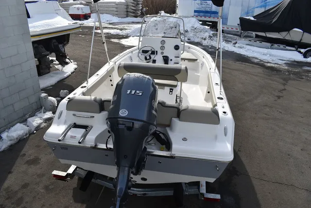 Slide: The Image of Key West Boats 189 FS 2026 - 7