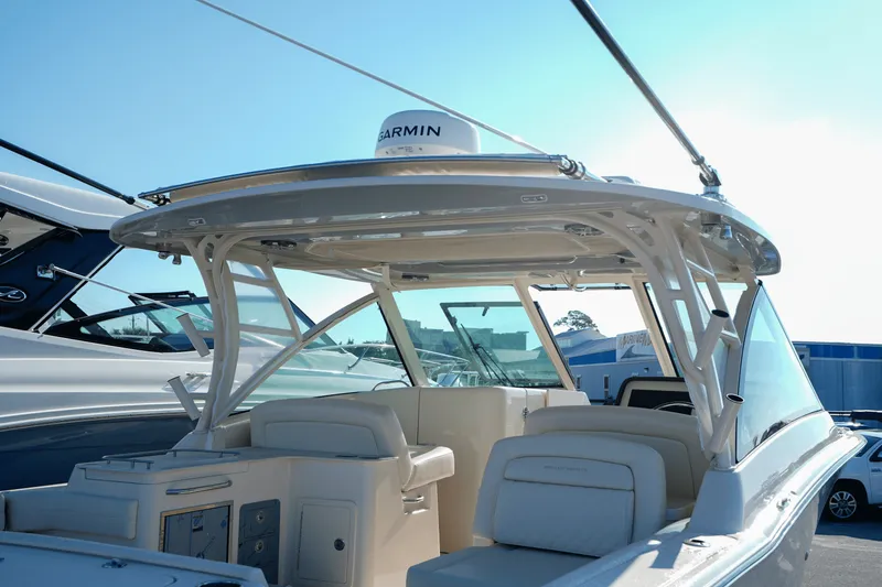 Slide: The Image of Grady-White Freedom 325 2025 - 3