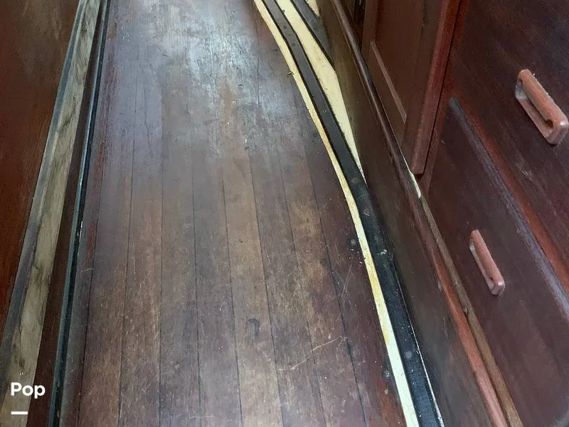 Slide: The Image of Hughes 40 1978 - 10808789