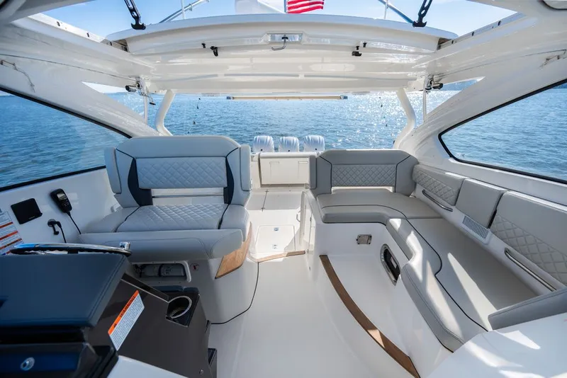 Slide: The Image of Pursuit DC 365 Dual Console 2022 - 38