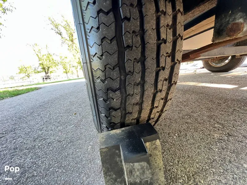 Slide: The Image of Scarab 255 SE Platinum 2017 - 13089613