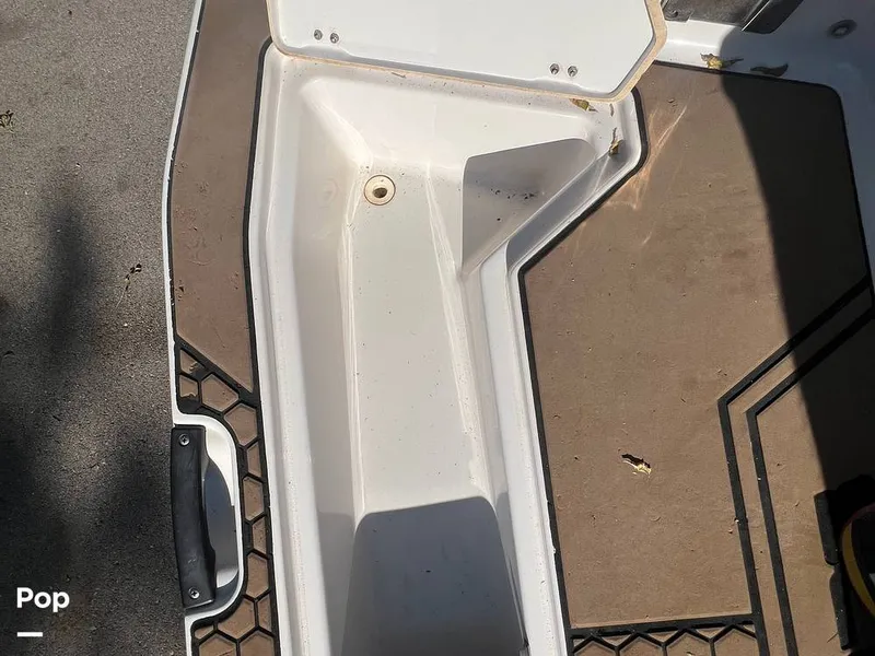 Slide: The Image of Scarab 255 SE Platinum 2017 - 13089649