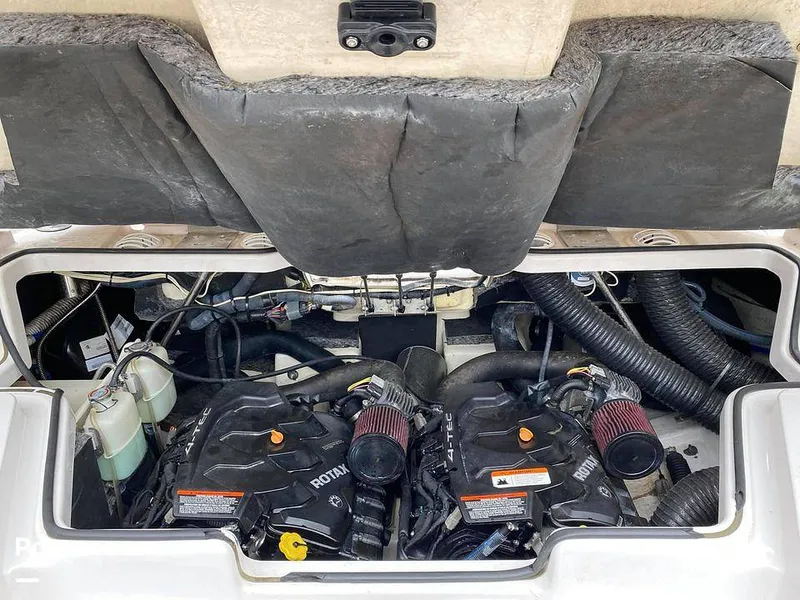 Slide: The Image of Scarab 255 SE Platinum 2017 - 9458086