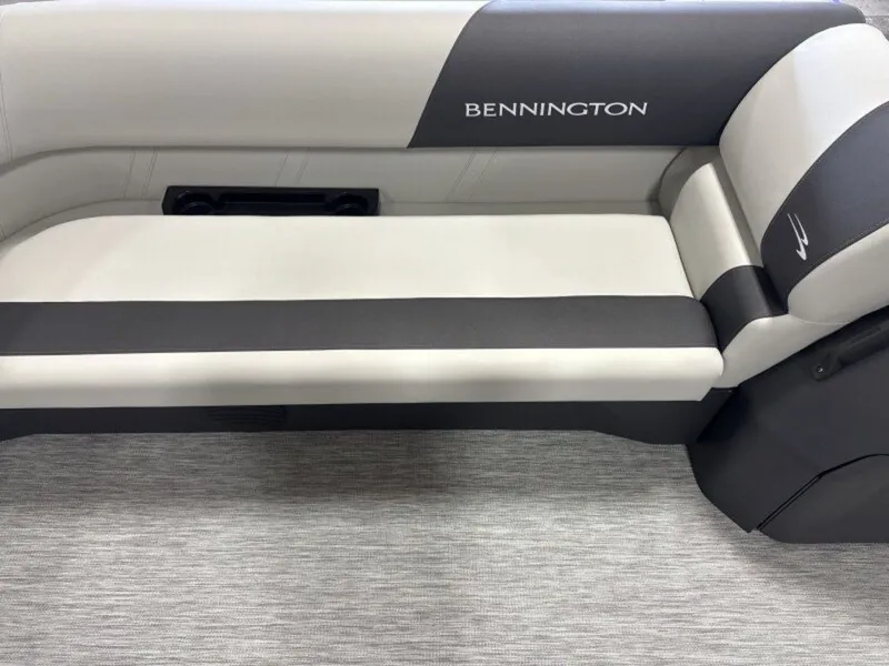 Slide: The Image of Bennington 20 S1 CRUISE 2026 - 10