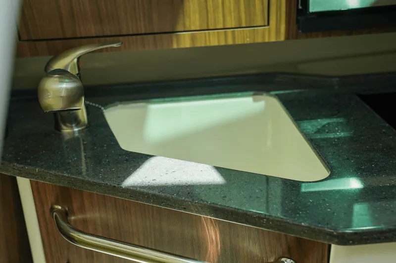 Slide: The Image of Boston Whaler 285 Conquest 2025 - 28