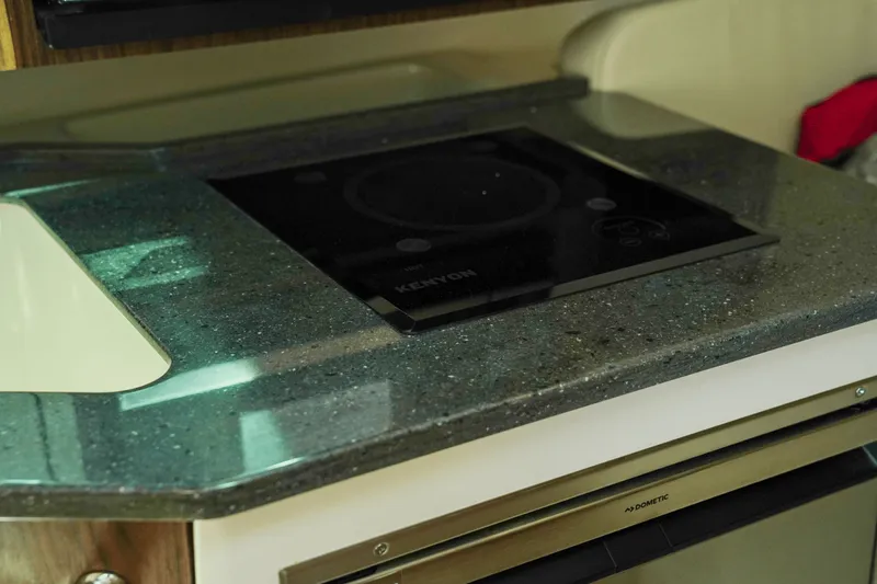 Slide: The Image of Boston Whaler 285 Conquest 2025 - 29