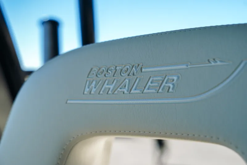 Slide: The Image of Boston Whaler 285 Conquest 2025 - 40