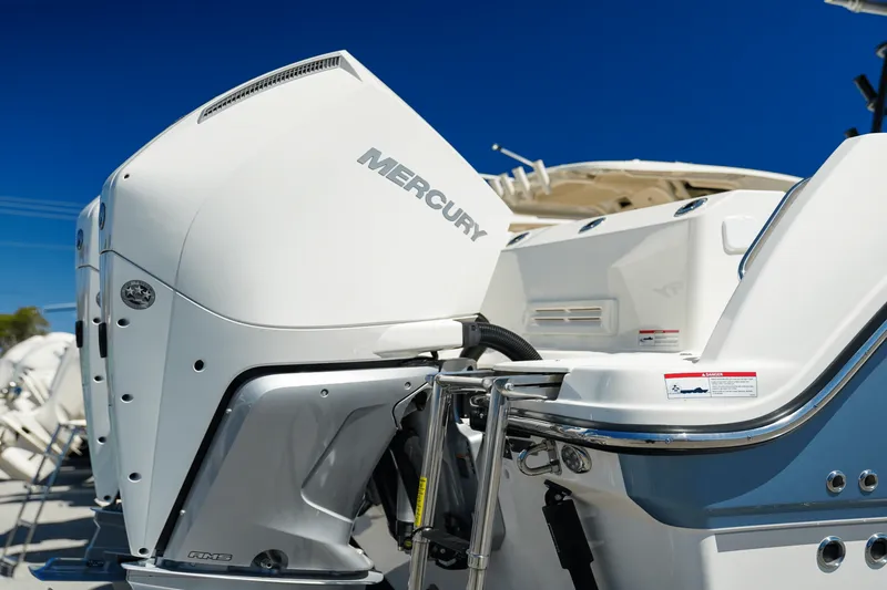 Slide: The Image of Boston Whaler 285 Conquest 2025 - 7