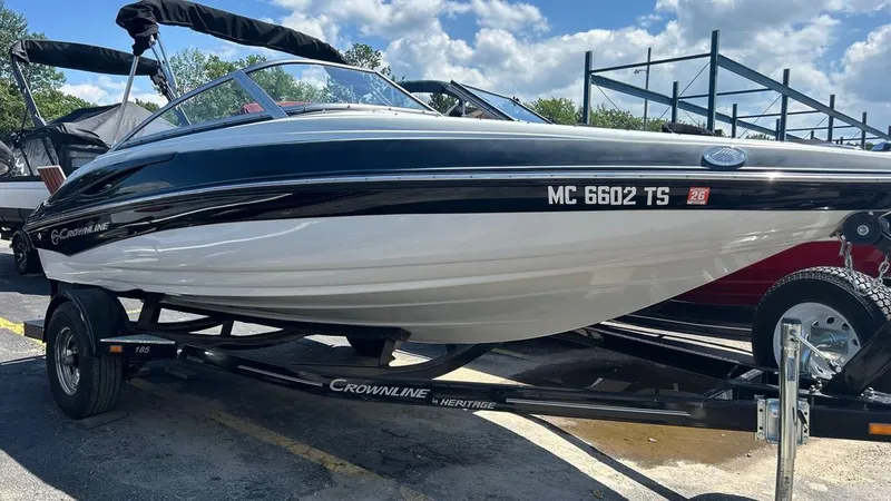 Slide: The Image of Crownline Boats 185 SS 2013 - 2