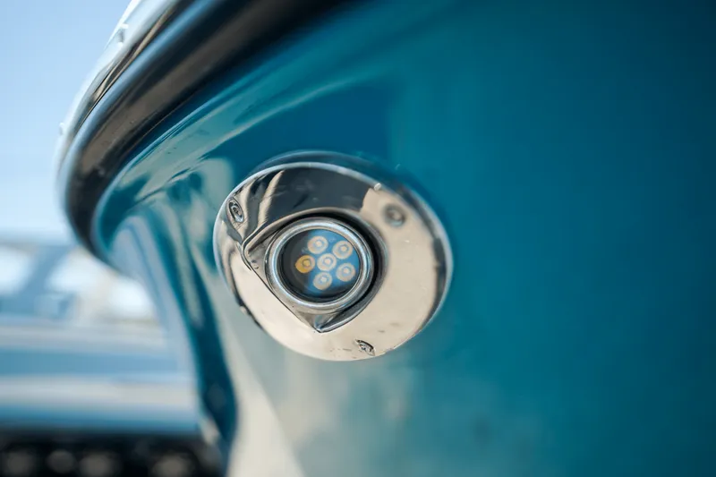 Slide: The Image of Sea Ray SDX 270 Outboard 2025 - 5