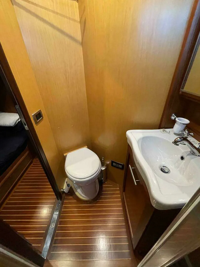 Slide: The Image of Model 74' Dolphin Category Motor Yachts 2006 - 58