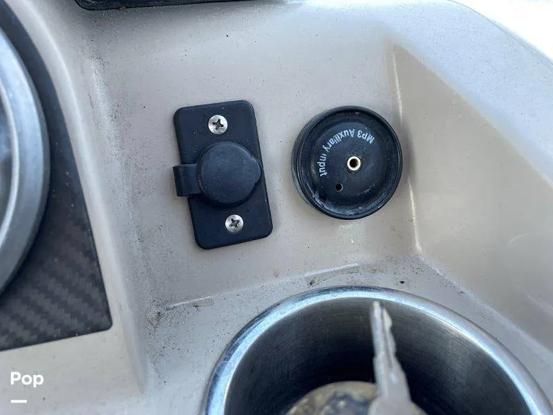 Slide: The Image of Bayliner 215 DB 2014 - 9547493