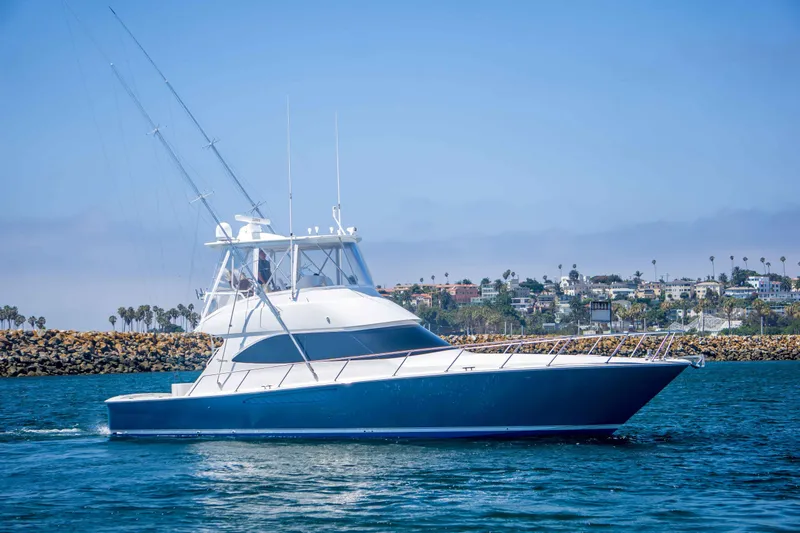 The Image of Viking 46 Convertible 2014 - 0