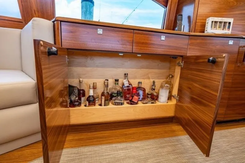 Slide: The Image of Viking 58 Convertible 2025 - 44