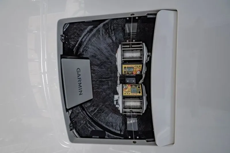 Slide: The Image of Viking 58 Convertible 2025 - 20