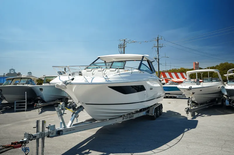 Slide: The Image of Sea Ray Sundancer 320 Outboard 2025 - 2