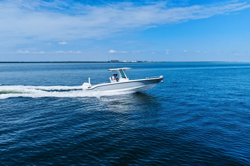 Slide: The Image of Boston Whaler 280 DAUNTLESS 2025 - 22