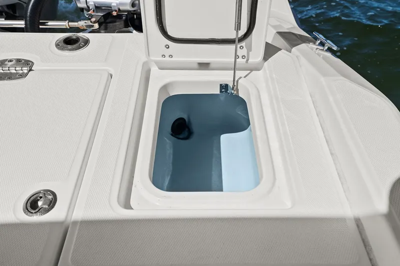 Slide: The Image of Boston Whaler 280 DAUNTLESS 2025 - 27