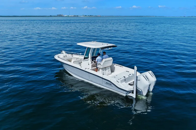 Slide: The Image of Boston Whaler 280 DAUNTLESS 2025 - 3