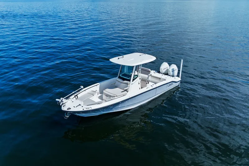 Slide: The Image of Boston Whaler 280 DAUNTLESS 2025 - 4