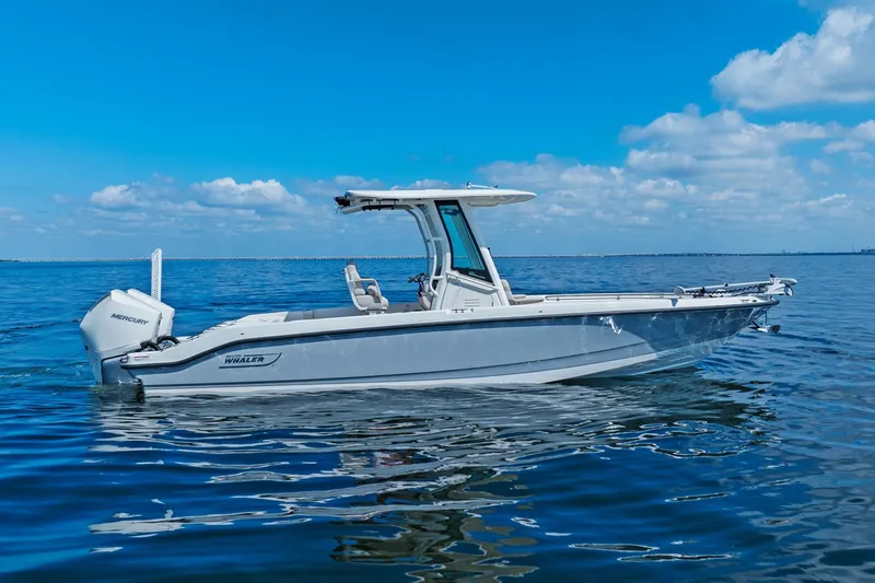 Slide: The Image of Boston Whaler 280 DAUNTLESS 2025 - 9