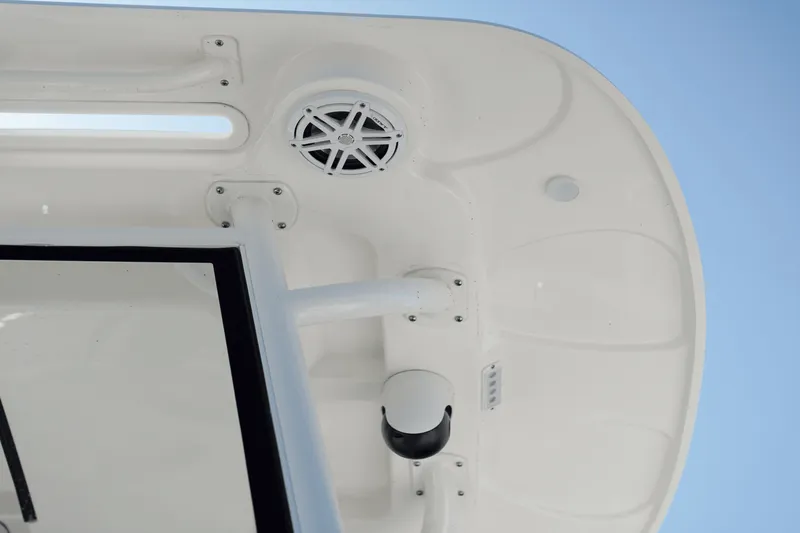 Slide: The Image of Caymas 281 HB TWIN 2025 - 10