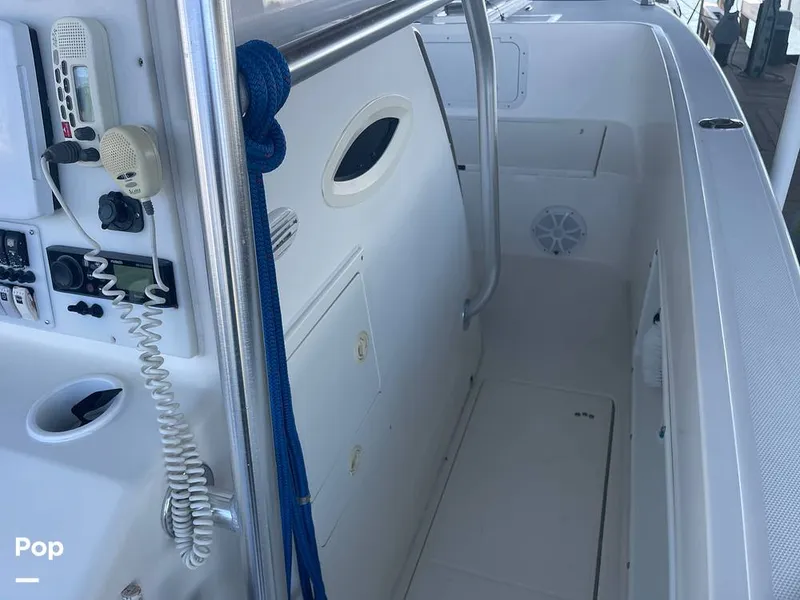 Slide: The Image of Out Rigger - 9733516