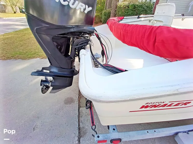 Slide: The Image of Boston Whaler 150 SUPER SPORT 2012 - 9642250