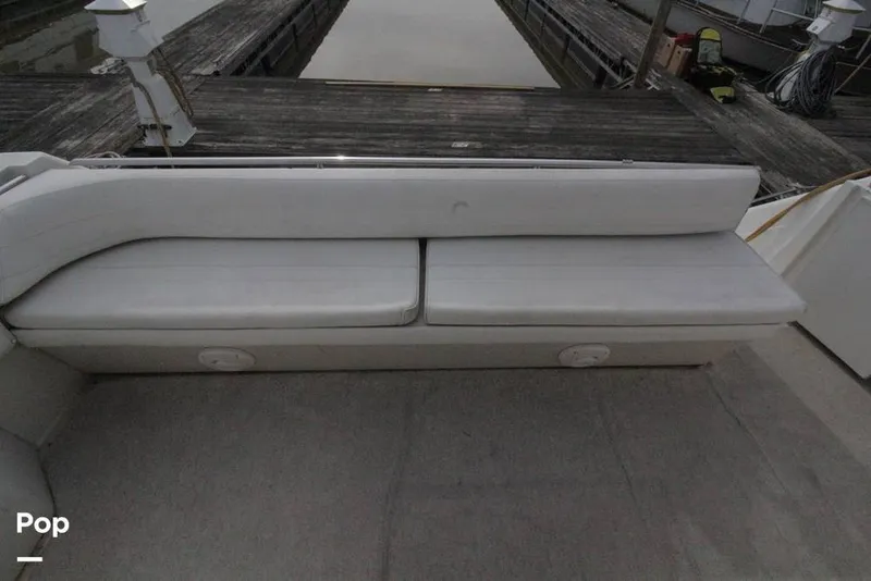 Slide: The Image of Transom Seating - 9679219