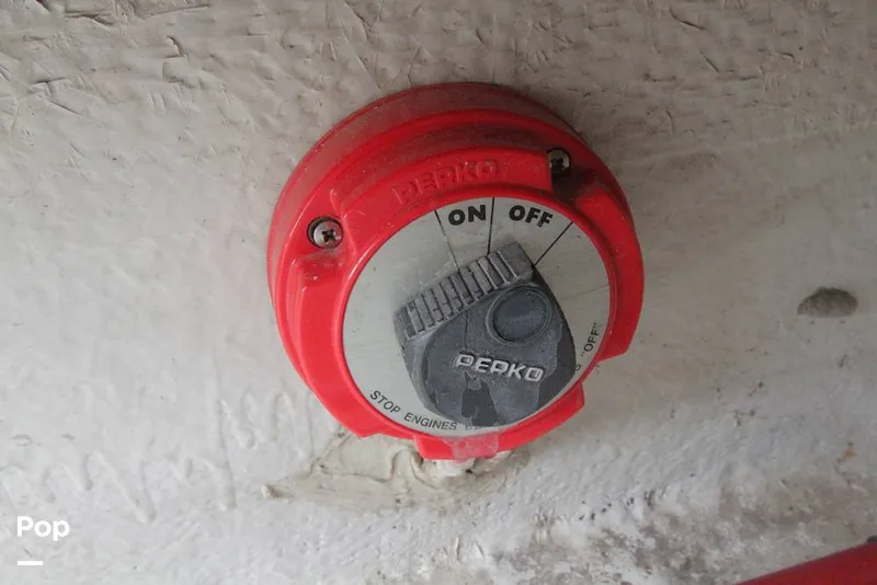 Slide: The Image of Battery Switch - 9679239