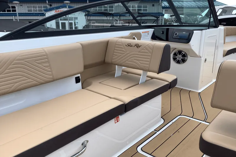 Slide: The Image of Sea Ray SDX 270 Surf 2025 - 20