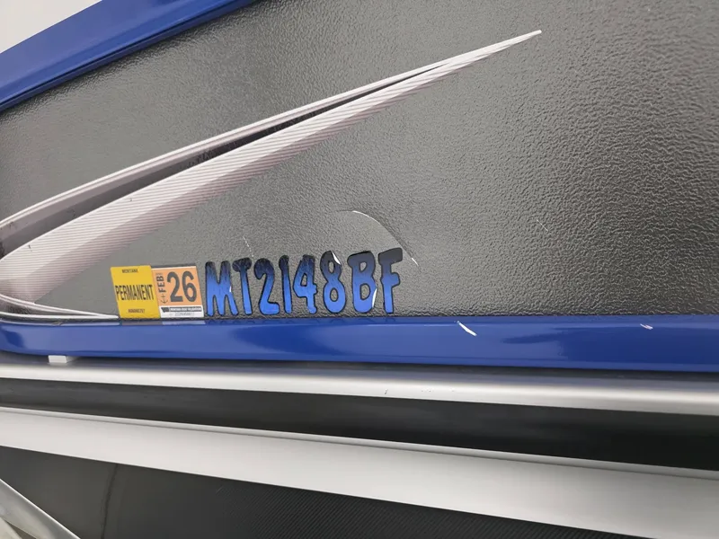 Slide: The Image of Premier 270SS 2022 - 17