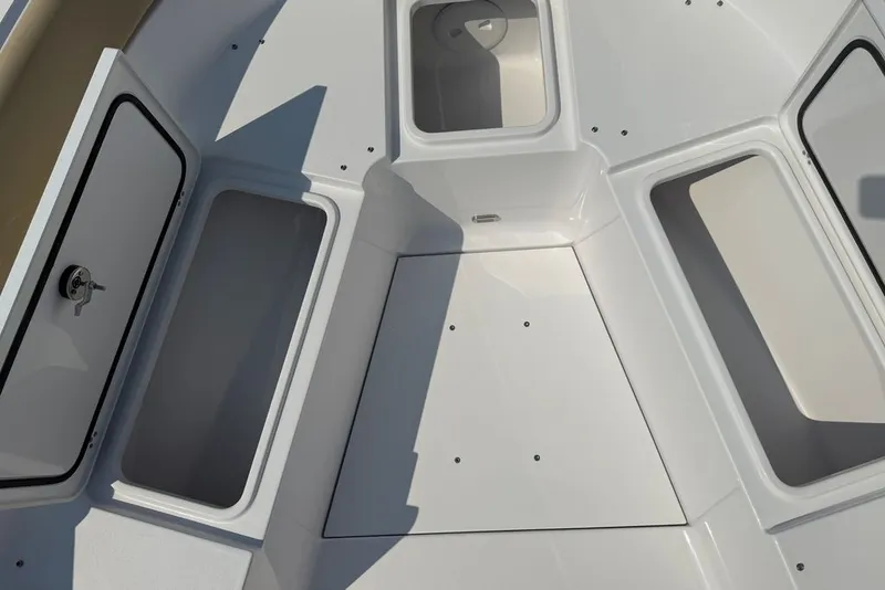 Slide: The Image of Sportsman Heritage 261 Center Console 2027 - 4