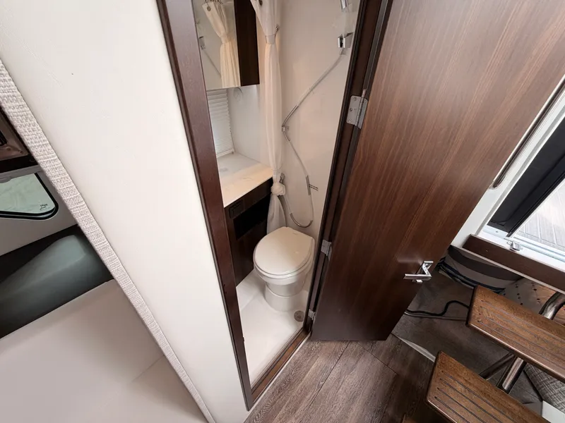 Slide: The Image of Cruisers 34 GLS 2025 - 29