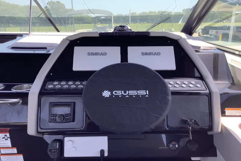 Slide: The Image of Cruisers Yachts 34 GLS 2025 - 24