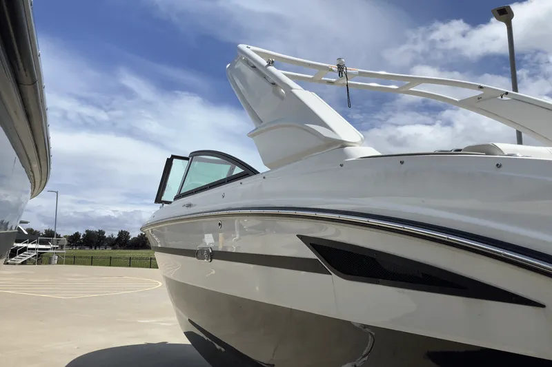 Slide: The Image of Sea Ray SDX 270 Surf 2025 - 2