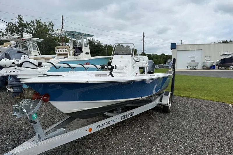 Slide: The Image of Sportsman Masters 207 Bay Boat 2022 - 2