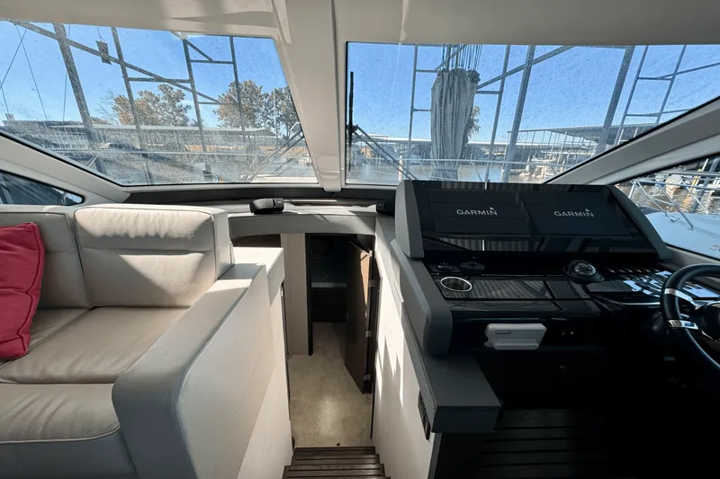 Slide: The Image of Cruisers 50 CANTIUS 2018 - 15