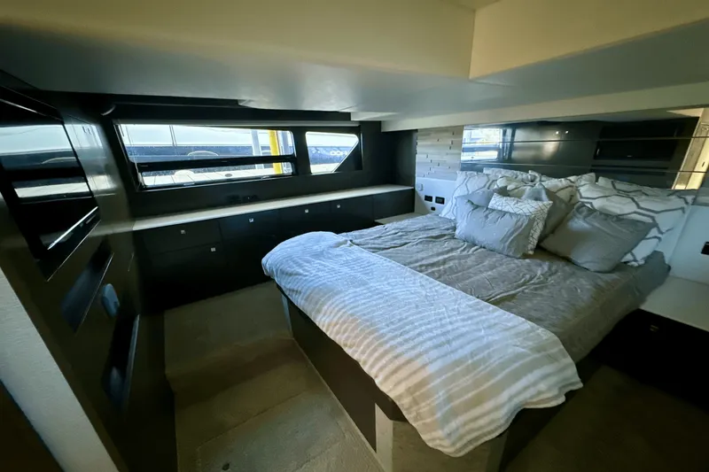 Slide: The Image of Cruisers 50 CANTIUS 2018 - 18