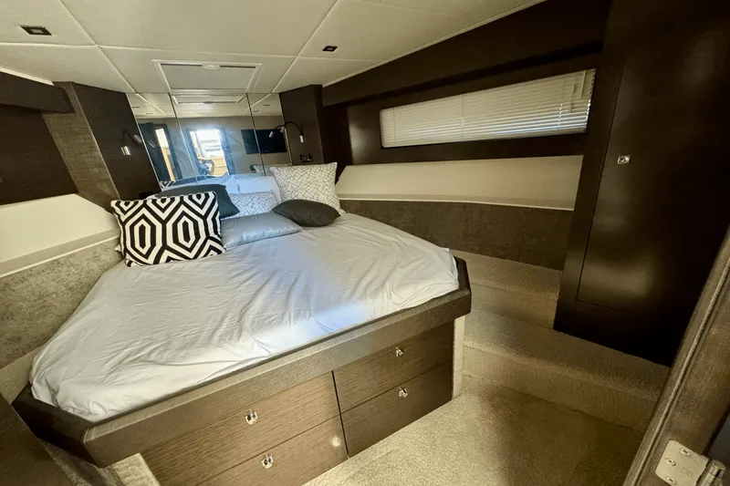 Slide: The Image of Cruisers 50 CANTIUS 2018 - 19