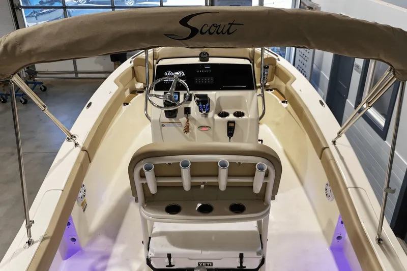 Slide: The Image of Scout 215 XSF 2024 - 13