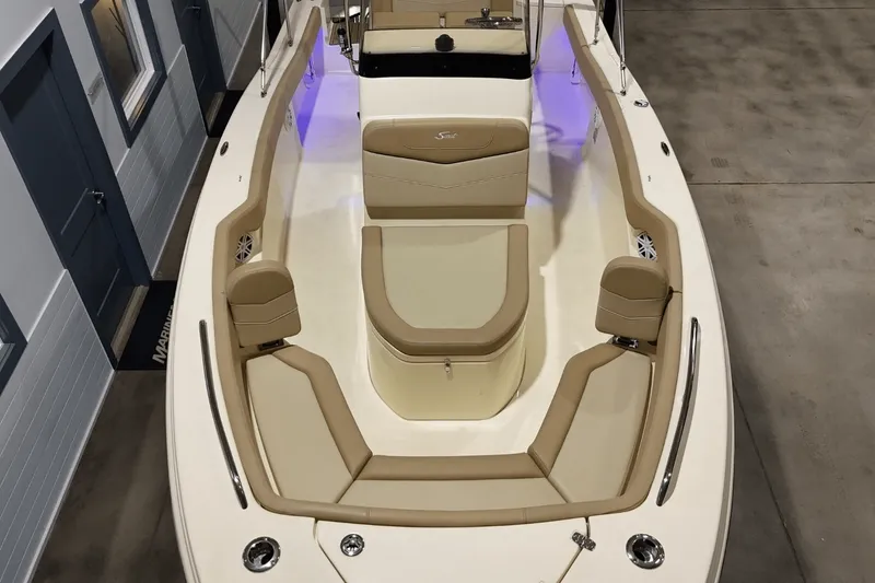 Slide: The Image of Scout 215 XSF 2024 - 4