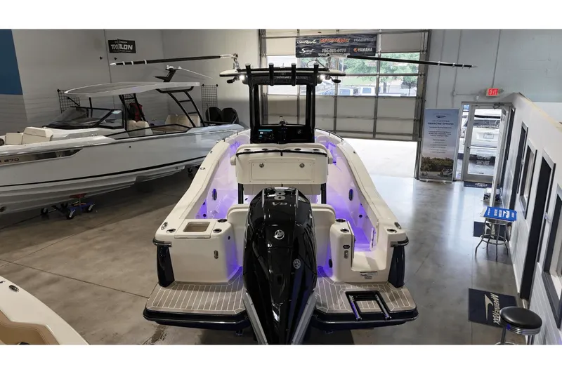 Slide: The Image of Scout 240 XSF 2025 - 6