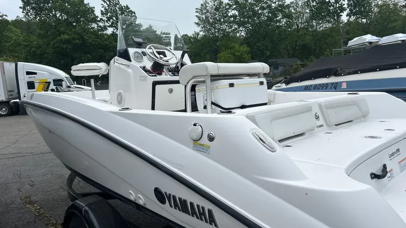 Slide: The Image of Yamaha 190 FSH Sport CC 2016 - 5