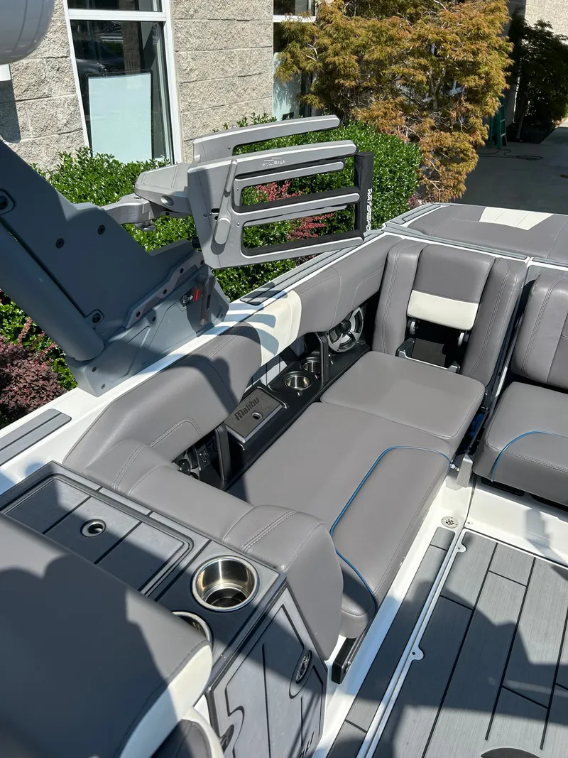 Slide: The Image of Malibu 24 MXZ 2021 - 7